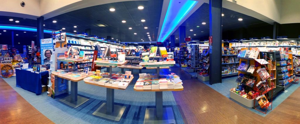 Vue générale panoramique de la librairie et papèterie de l'espace culturel du Leclerc d'Altkirch.