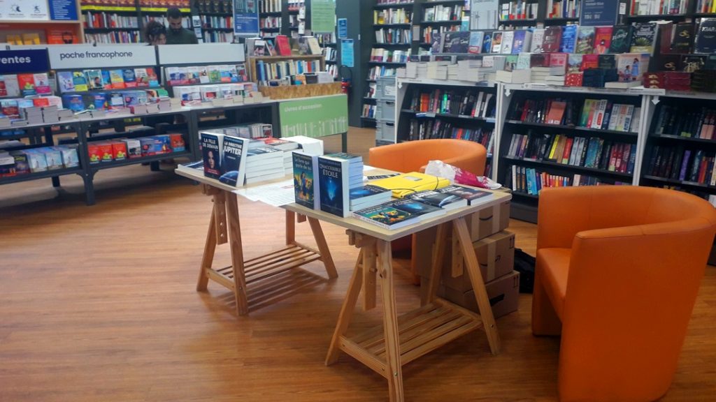 Ma table improvisée au Cultura de Geispolsheim, 2 mai 2026