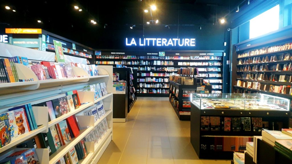 Le rayon littérature à l'Espace Culturel Leclerc de Lure, 13 juin 2026